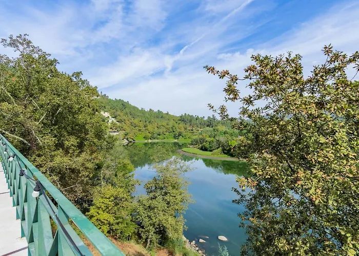 Riverside Heritage Douro Villa With Pool And Views