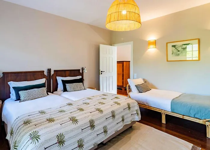 Riverside Heritage Douro Villa With Pool And Views 빌라 *